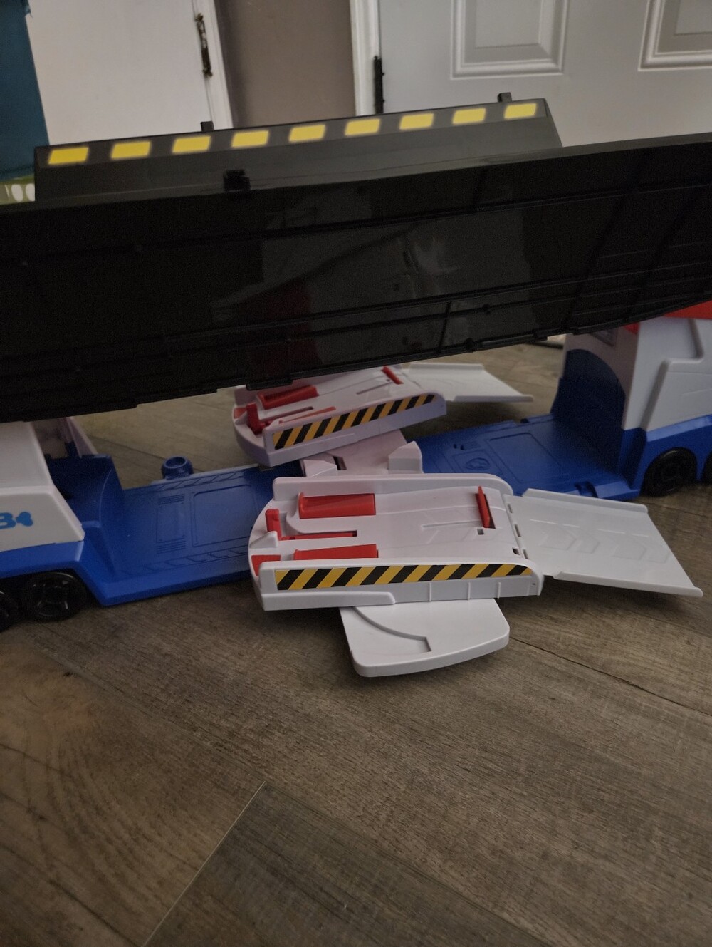 Paw Patroller With Launching Ramps - Picture 6 of 9